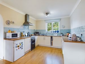 Breakfast Kitchen- click for photo gallery